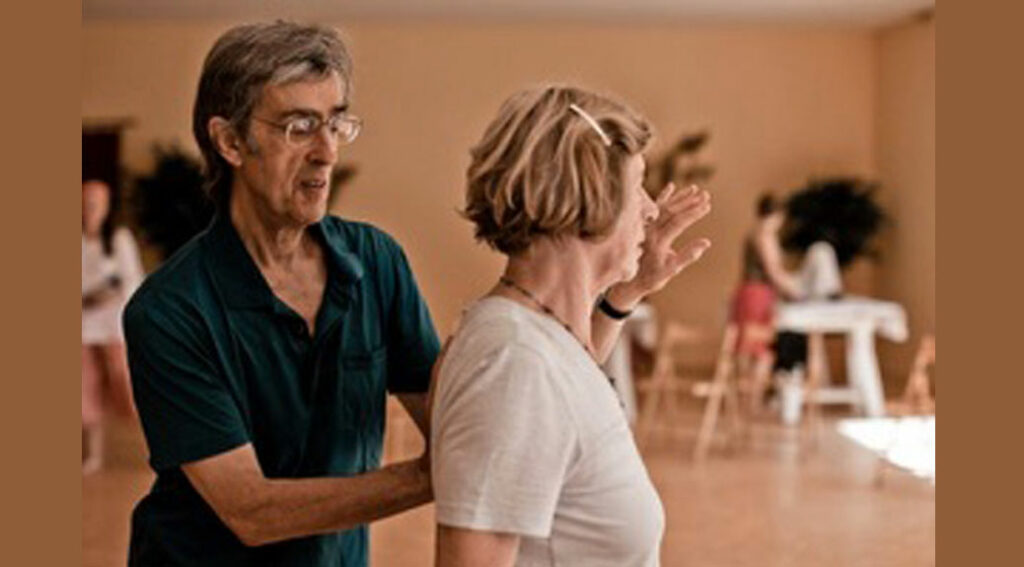 Photograph of Peter Ribeaux teaching the Alexander Technique